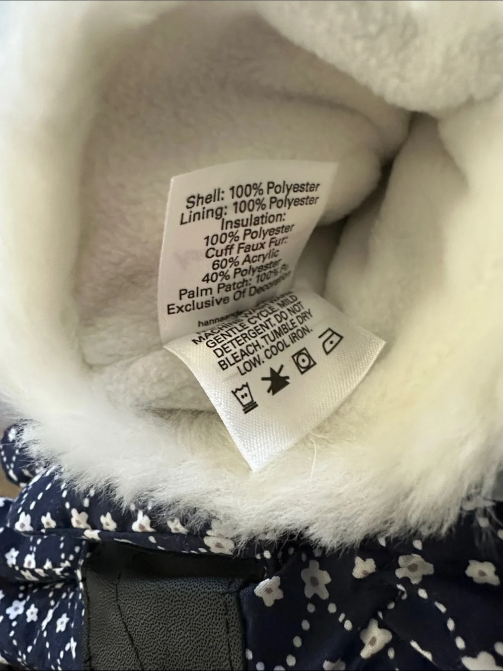 New Hanna Andersson Faux Fur Lined Gloves, Size M.